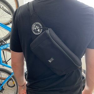 Men’s sling bag